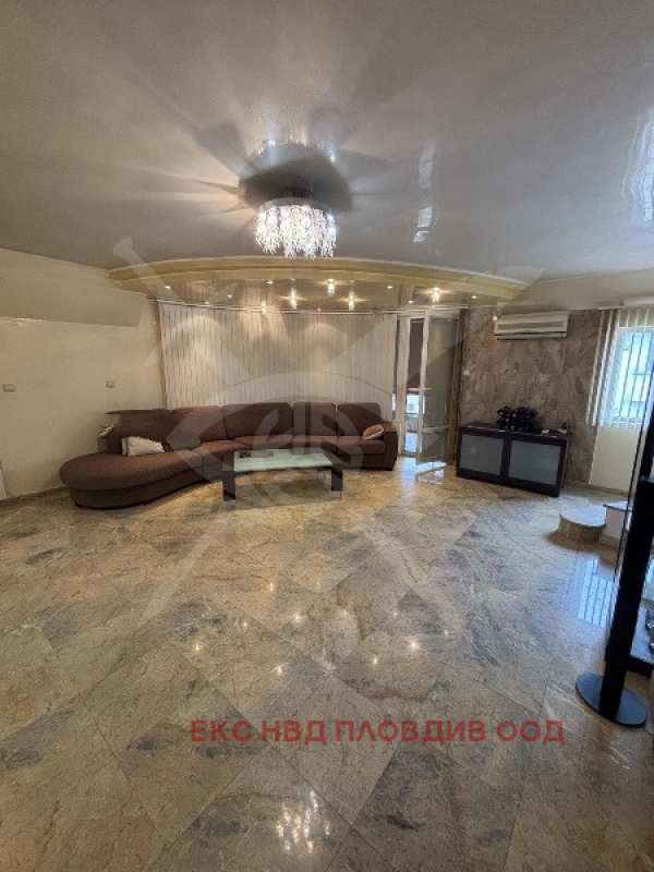 Продава мезонет, гр. пловдив, център