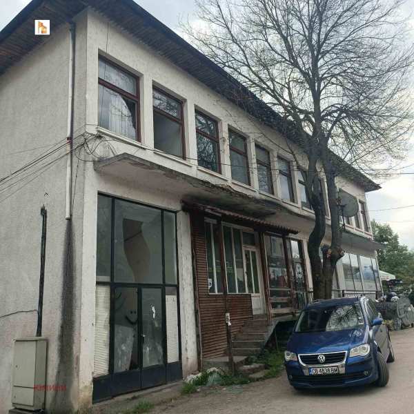Продава бизнес имот, с. баня, област благоевград