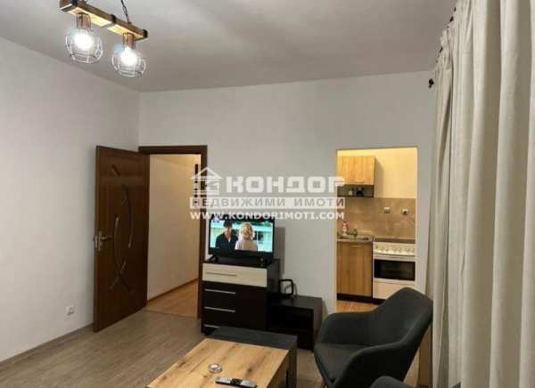 Продава 1-стаен, гр. пловдив, тракия