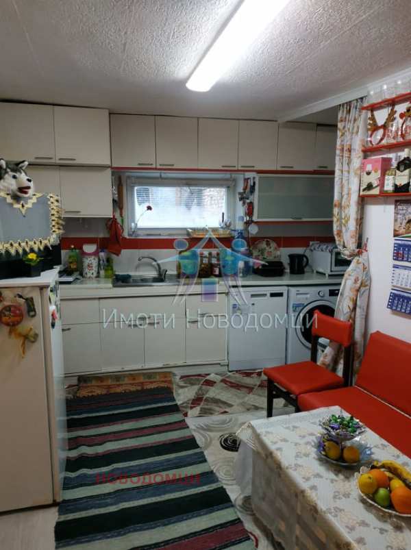 Продава къща, гр. шумен, център