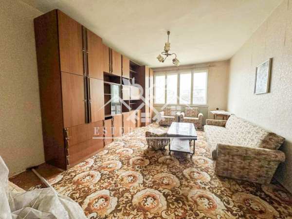 Продава 4-стаен, гр. шумен, болницата