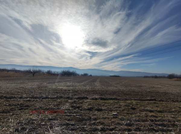 Продава земеделска земя, гр. пловдив, област пловдив