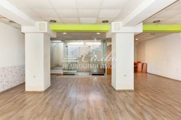 Продава магазин, гр. шумен, център