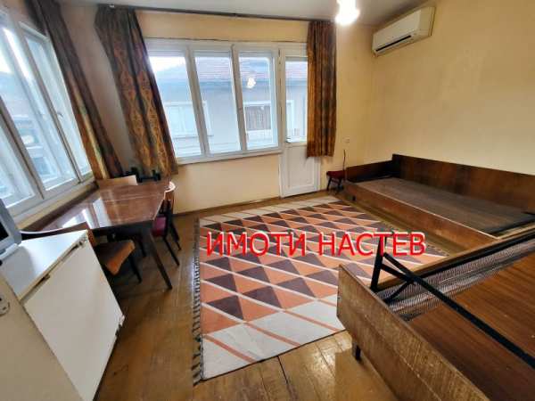 Продава 3-стаен, гр. шумен, куршун чешма