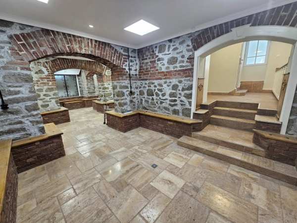 Продава къща, гр. пловдив, център