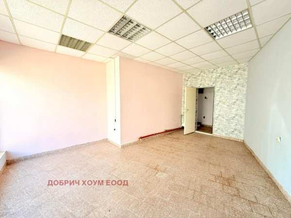 Продава бизнес имот, гр. добрич, център