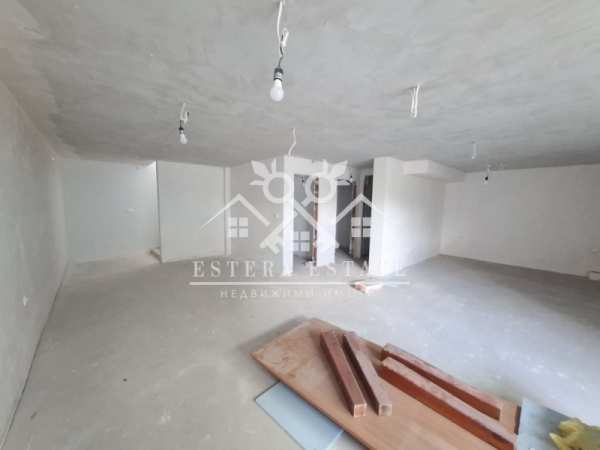 Продава  магазин град Шумен, Тракия
      133 кв.м