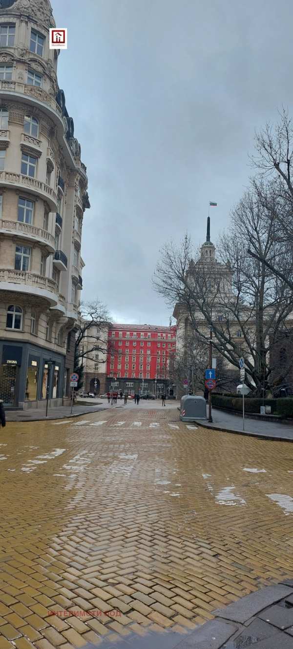 Дава под наем офис, гр. софия, център