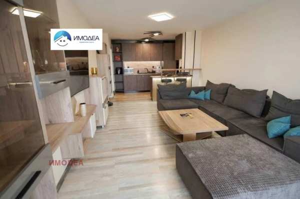 Дава под наем 3-стаен, гр. велико търново, център