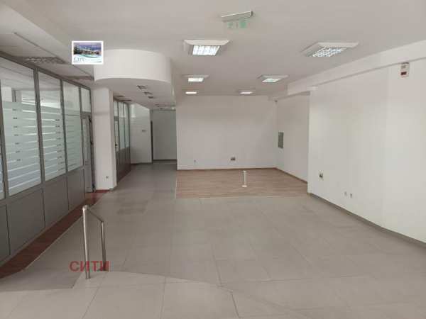 Дава под наем бизнес имот, гр. пловдив, център