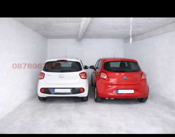 Дава под наем  гараж, паркомясто град Пловдив, Кършияка
      27 кв.м