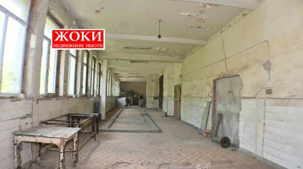 Дава под наем склад, гр. перник, център