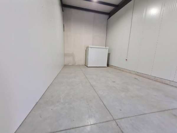 Дава под наем склад, гр. шумен, тракия