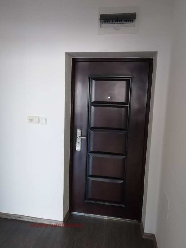 Дава под наем 2-стаен, гр. велико търново, бузлуджа