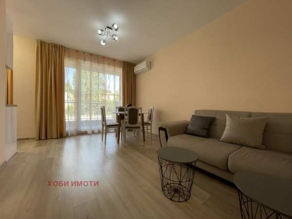 Дава под наем 2-стаен, гр. пловдив, център