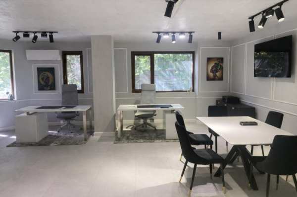 Дава под наем офис, гр. пловдив, център