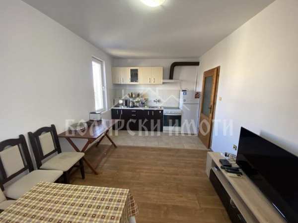 Дава под наем 3-стаен, гр. велико търново, колю фичето