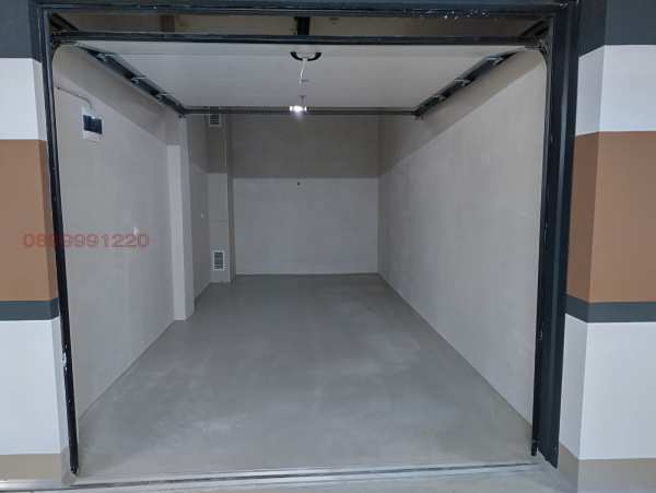 Дава под наем гараж, паркомясто, гр. пловдив, отдих и култура