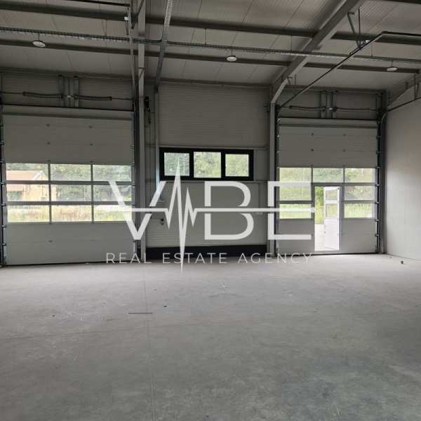 Дава под наем склад, гр. ботевград, област софия област