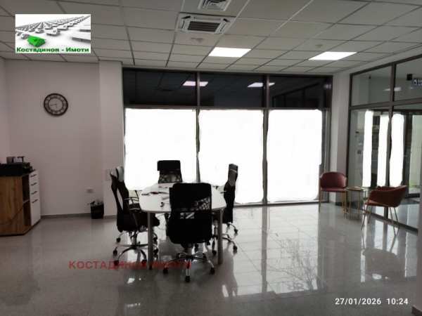 Дава под наем офис, гр. пловдив, център