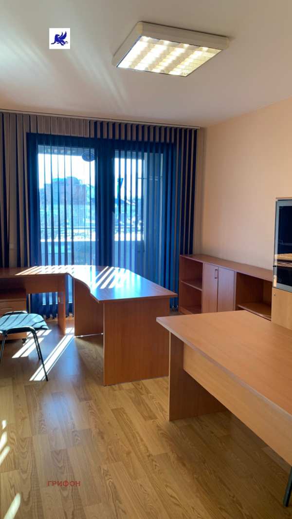 Дава под наем офис, гр. софия, хаджи димитър