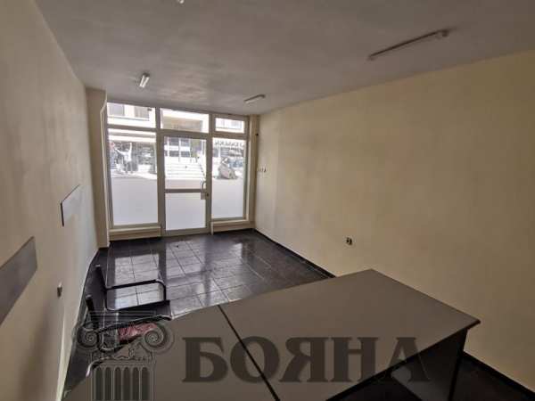 Дава под наем офис, гр. русе, център