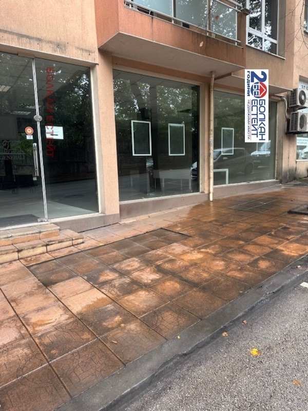 Дава под наем магазин, гр. велико търново, център