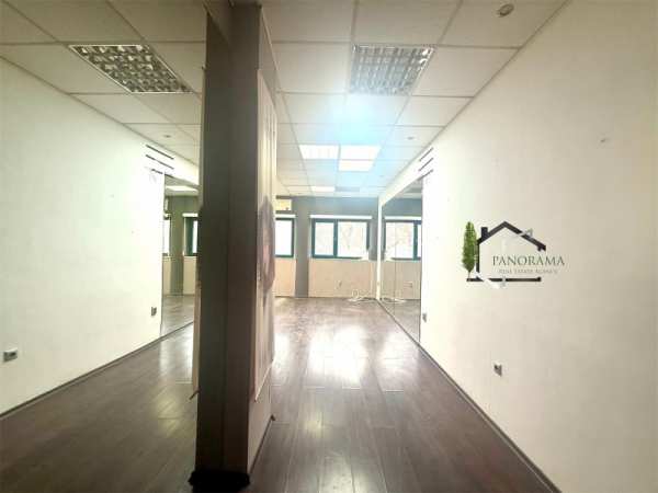 Дава под наем офис, гр. шумен, център