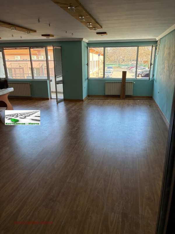 Дава под наем офис, гр. пловдив, център