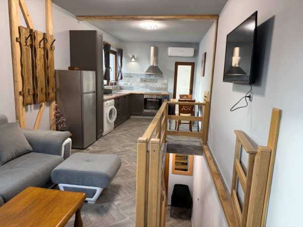 Дава под наем 2-стаен, гр. велико търново, стара част