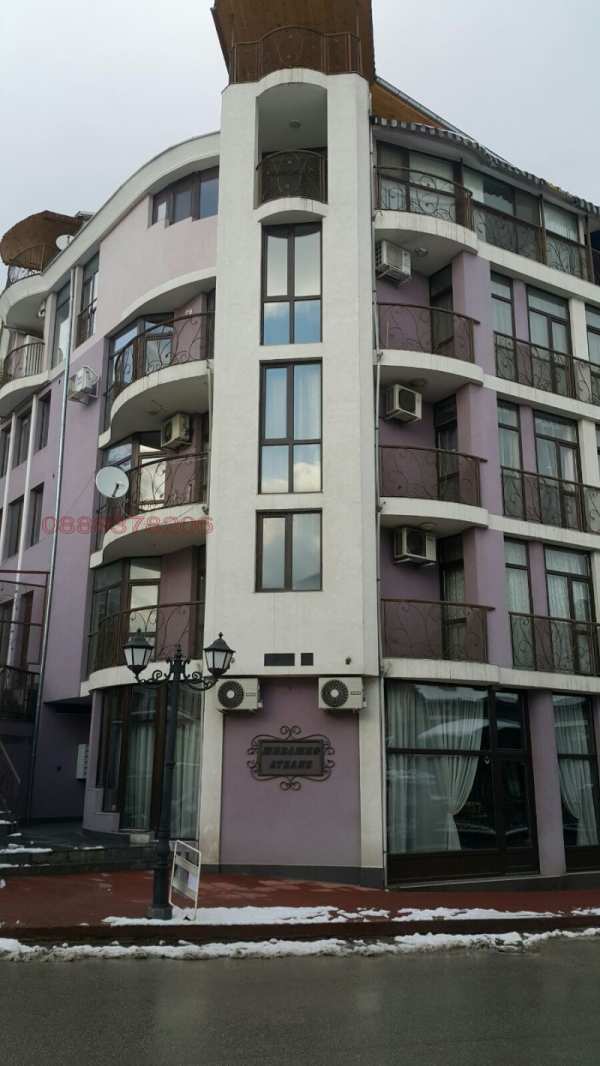 Дава под наем  2-стаен град Велико Търново, Център
      60 кв.м