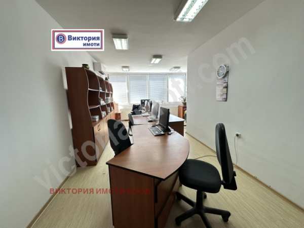 Дава под наем офис, гр. велико търново, център