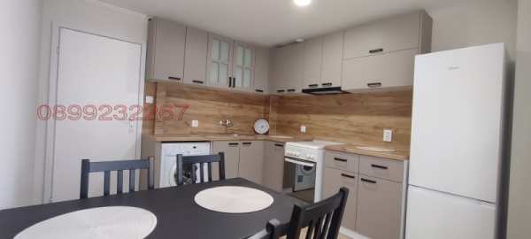 Дава под наем 3-стаен, гр. русе, ялта