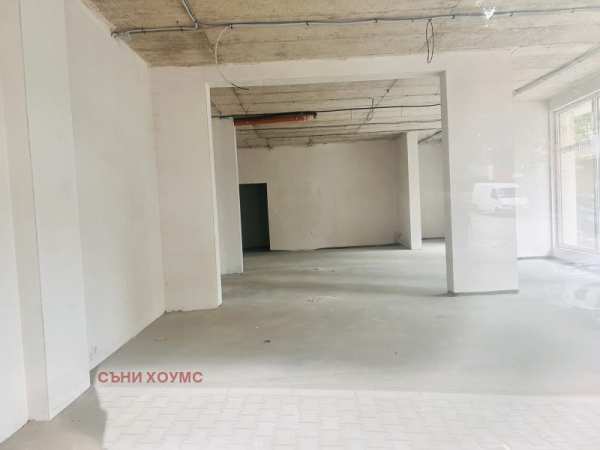 Дава под наем магазин, гр. велико търново, център