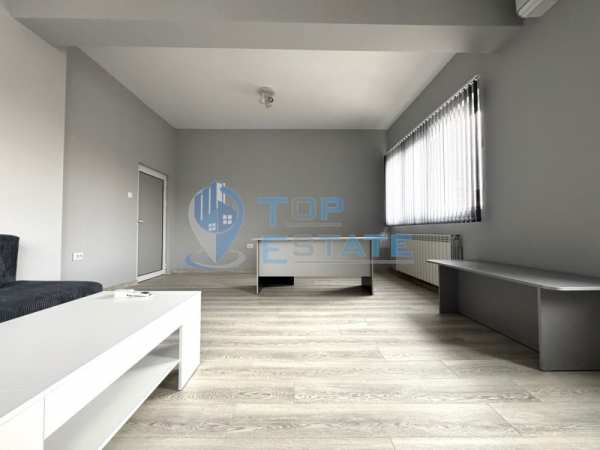 Дава под наем  офис град Велико Търново, Център
      26 кв.м