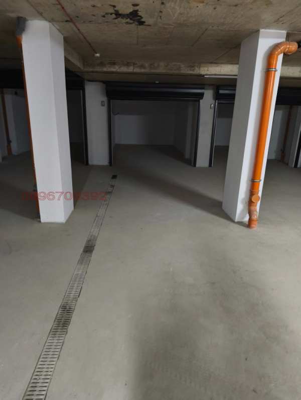 Дава под наем гараж, паркомясто, гр. велико търново, акация