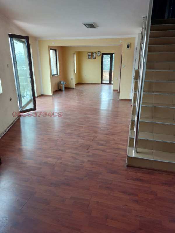 Дава под наем бизнес имот, гр. перник, хумни дол