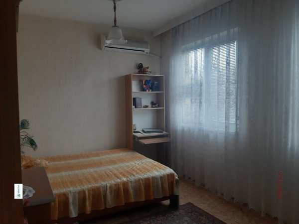 Продава 4-стаен, гр. пловдив, южен