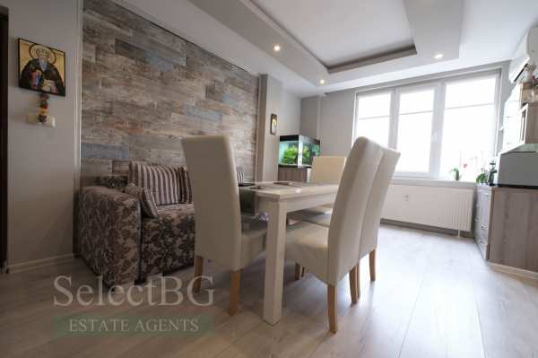 Продава 3-стаен, гр. велико търново, колю фичето