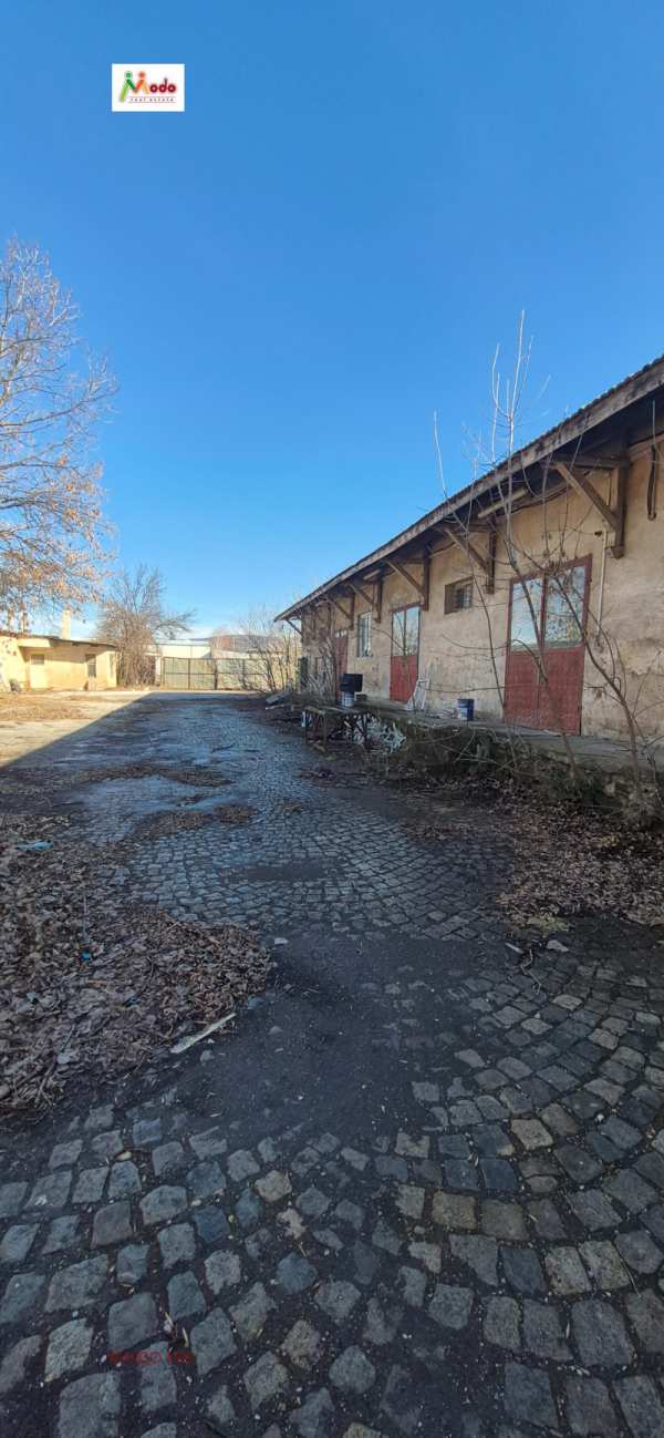 Продава пром. помещение, гр. ихтиман, област софия област