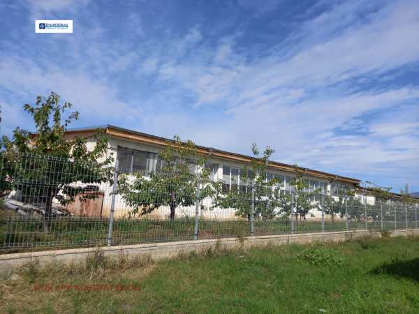 Продава бизнес имот, с. граница, област кюстендил