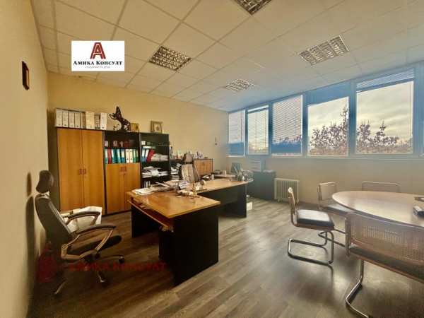 Продава пром. помещение, гр. софия, военна рампа