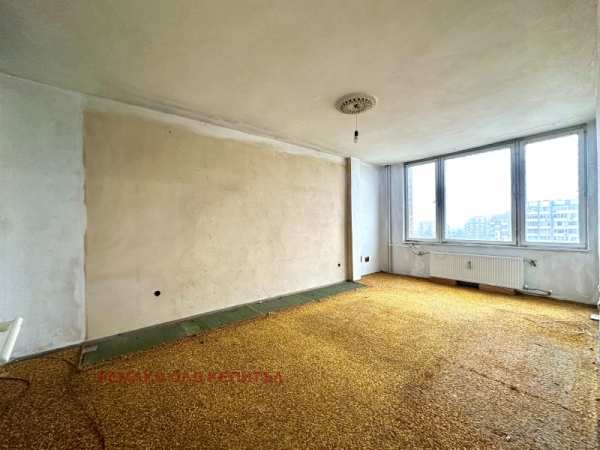 Продава 3-стаен, гр. велико търново, колю фичето