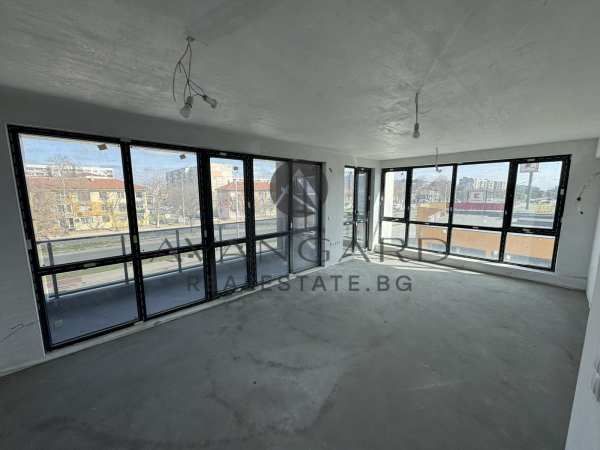 Продава 3-стаен, гр. пловдив, тракия