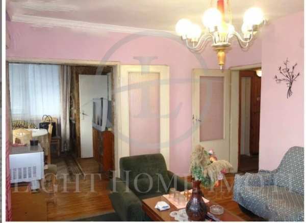 Продава етаж от къща, гр. пловдив, коматево