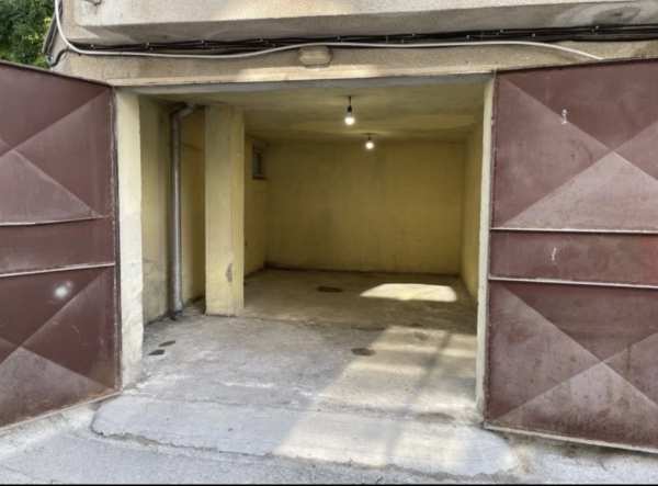 Продава гараж, паркомясто, гр. пловдив, кючук париж