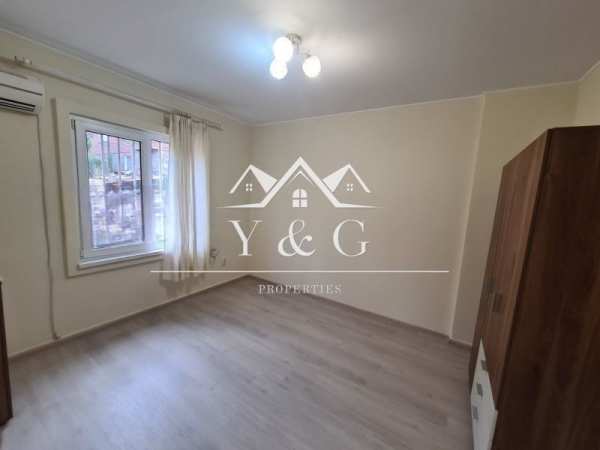 Продава етаж от къща, гр. пловдив, център