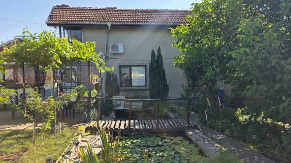 Продава вила, гр. разград, лудогорие