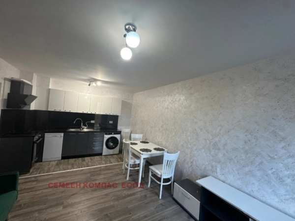 Продава 2-стаен, гр. пловдив, христо смирненски