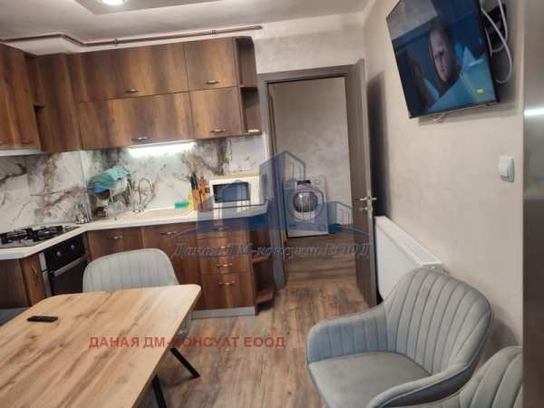 Продава 3-стаен, гр. шумен, център